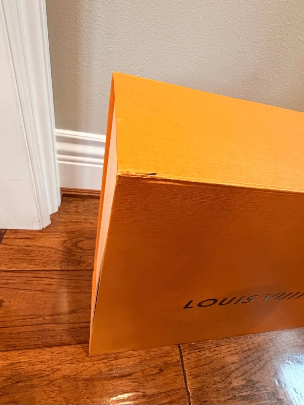 Louis Vuitton Boxes. 5 total in multiple sizes.